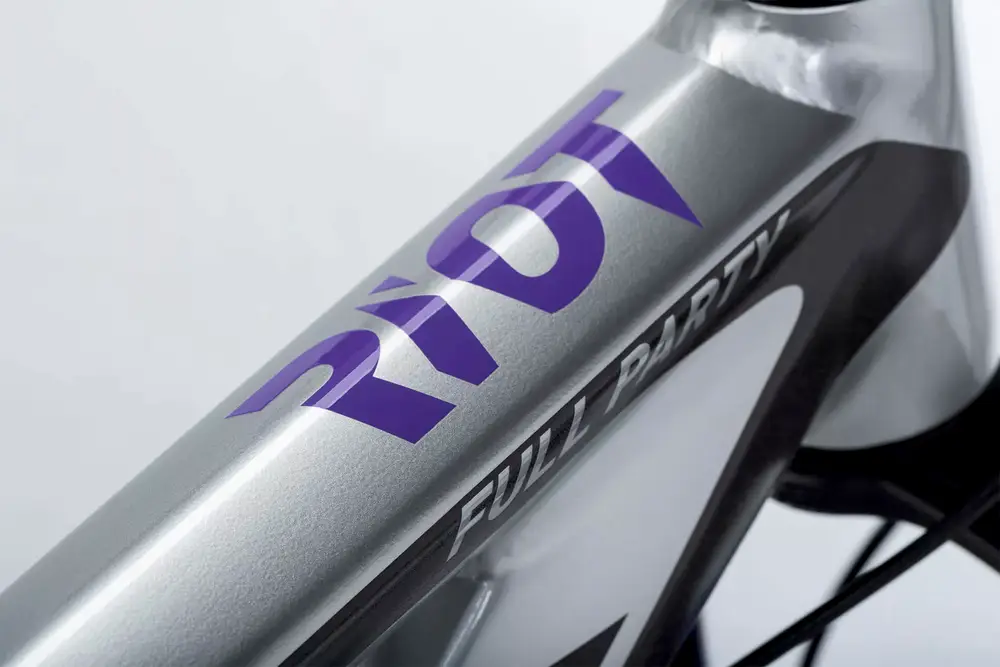 2024 Ghost Riot AM AL Full Party – Specs, Comparisons, Reviews – 99 Spokes
