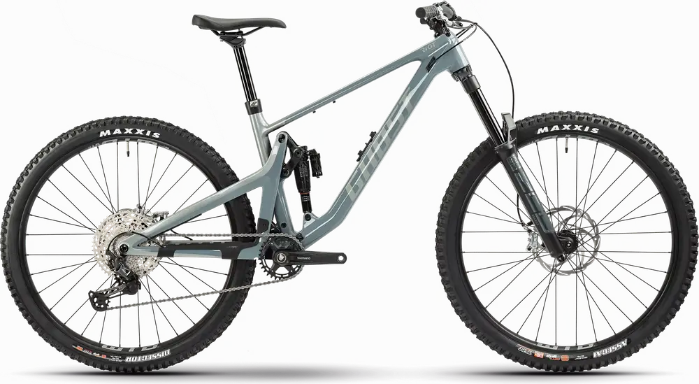 2025 Ghost RIOT AM CF PRO – Specs, Comparisons, Reviews – 99 Spokes