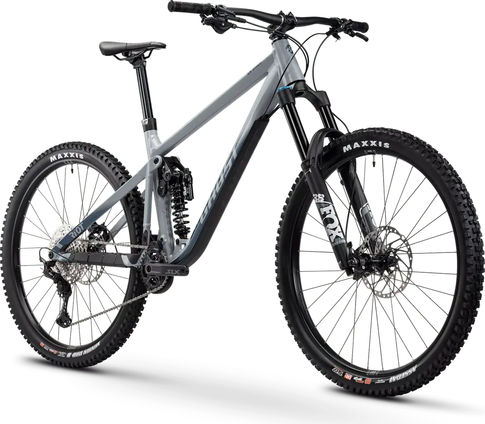 2025 Ghost RIOT EN ADVANCED – Specs, Comparisons, Reviews – 99 Spokes