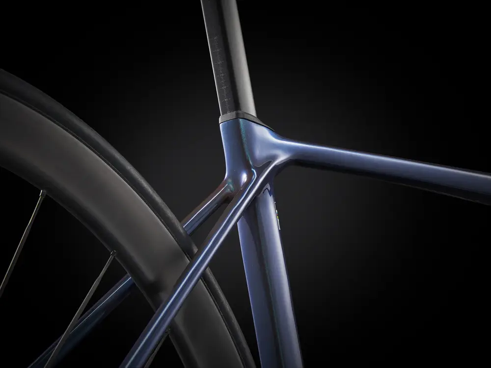 2025 Giant TCR Advanced Pro 0 Di2 – Specs, Comparisons, Reviews