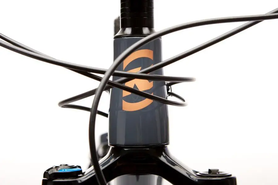 kona big honzo with 29 wheels