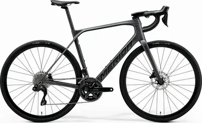 Compare: 2025 Merida SCULTURA ENDURANCE 6000 vs Specialized