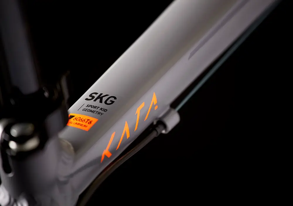 2021 MMR KATA – Specs, Comparisons, Reviews – 99 Spokes