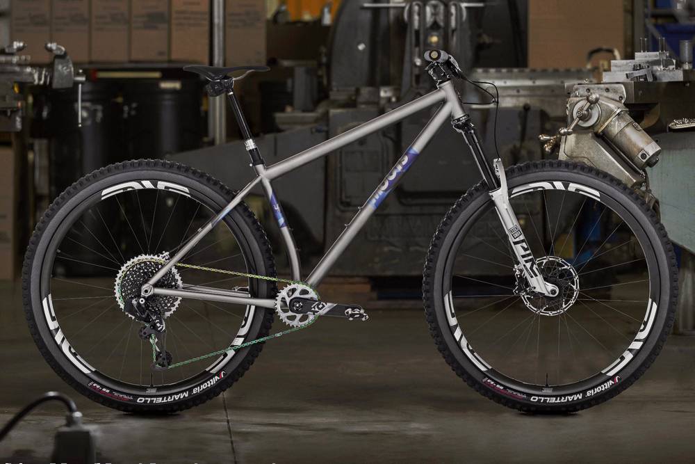 Moots Womble XO1 AXS 1X