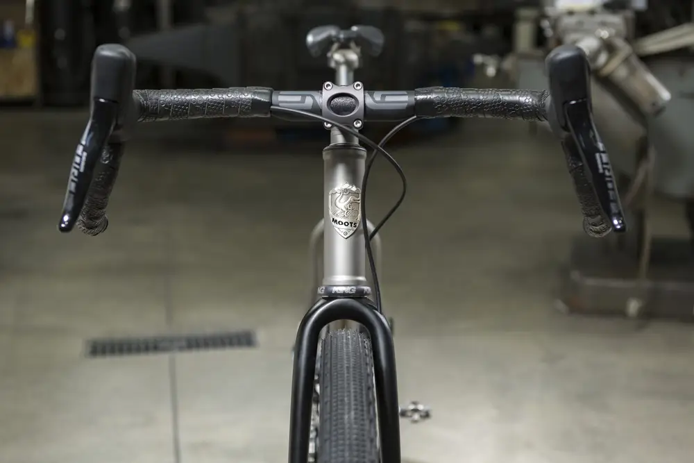 2021 Moots Routt 45 SRAM RIVAL AXS 2X WIDE – Specs, Comparisons ...
