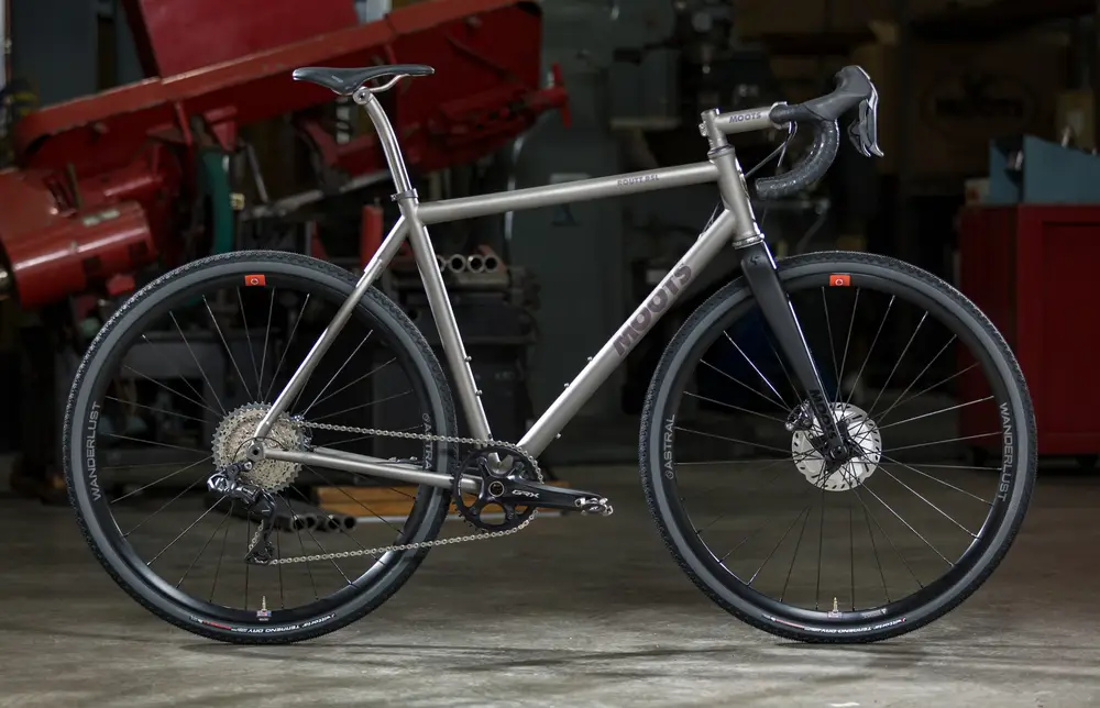 Moots best sale titanium bikes