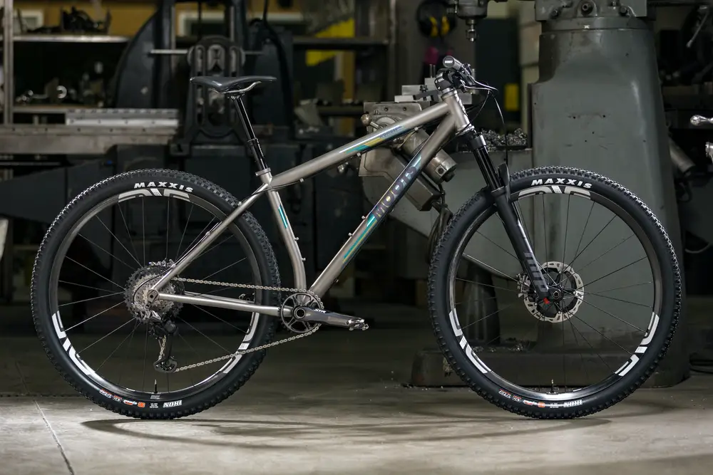 2022 Moots Womble SHIMANO XTR – Specs, Comparisons, Reviews – 99