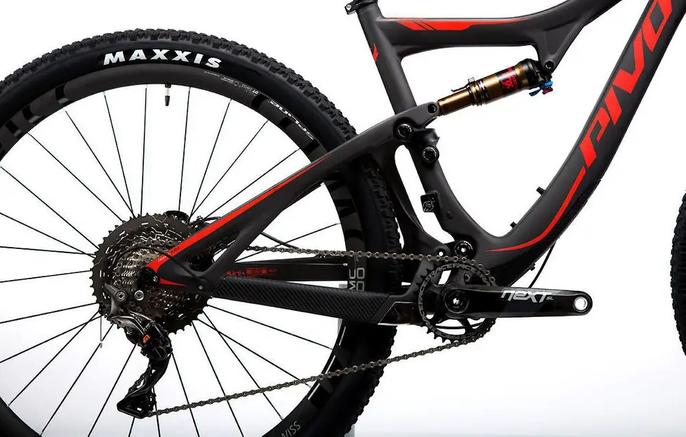 2018 Pivot Mach 429 SL Carbon TEAM XTR Di2 1x – Specs, Comparisons