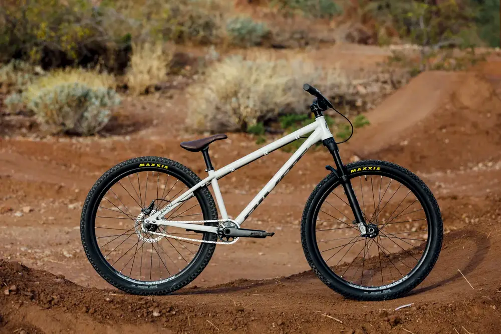 2025 Pivot Point Complete – Specs, Comparisons, Reviews – 99 Spokes
