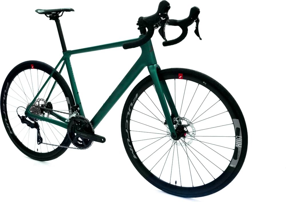 2024 Planet X Pro Carbon XV Shimano 105 – Specs, Comparisons