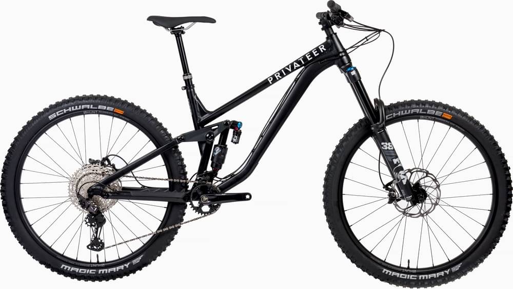 PRIVATEER 161 XT