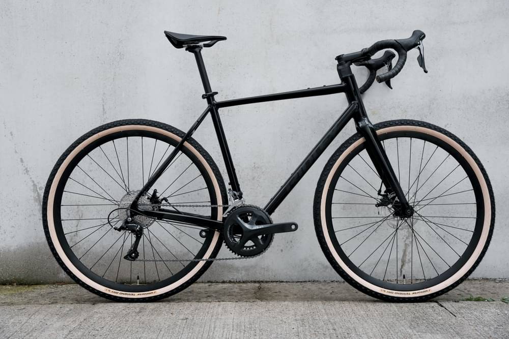 Ridley Kalazy - Shimano Claris 2x8 Mecanical Disc brake 2024
