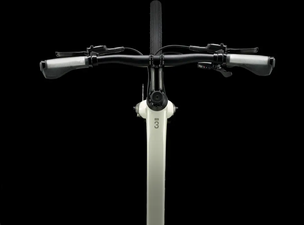 FX 3 Gen 4 (2024) - Trek Bikes UAE