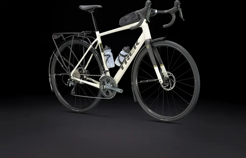 2025 Trek Domane AL 4 Gen 4 – Specs, Comparisons, Reviews