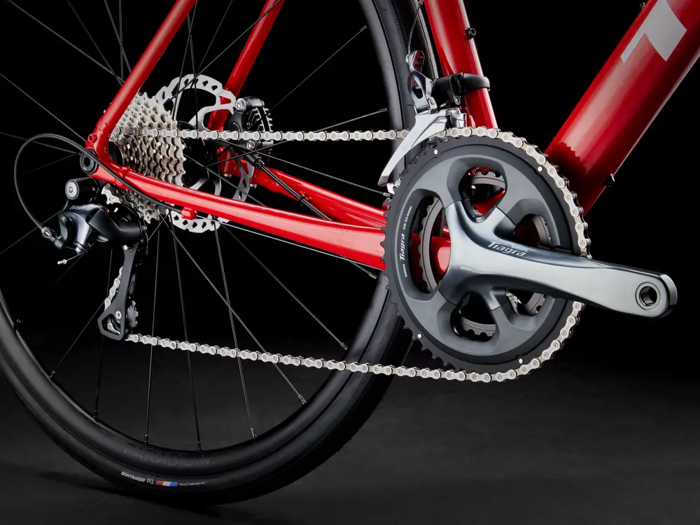 2025 Trek Domane AL 4 Gen 4 – Specs, Comparisons, Reviews