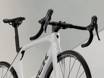 2025 Trek Madone SL 5 Gen 8 – Specs, Comparisons, Reviews – 99 Spokes