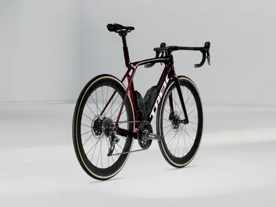 2025 Trek Madone SLR 7 AXS Gen 8 – Specs, Comparisons, Reviews