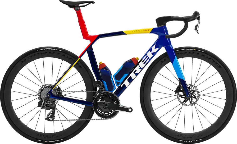 自転車本体 TREK MADONE SLR7 2026 Trek Madone SLR 7 AXS Gen 8 – Specs, Comparisons