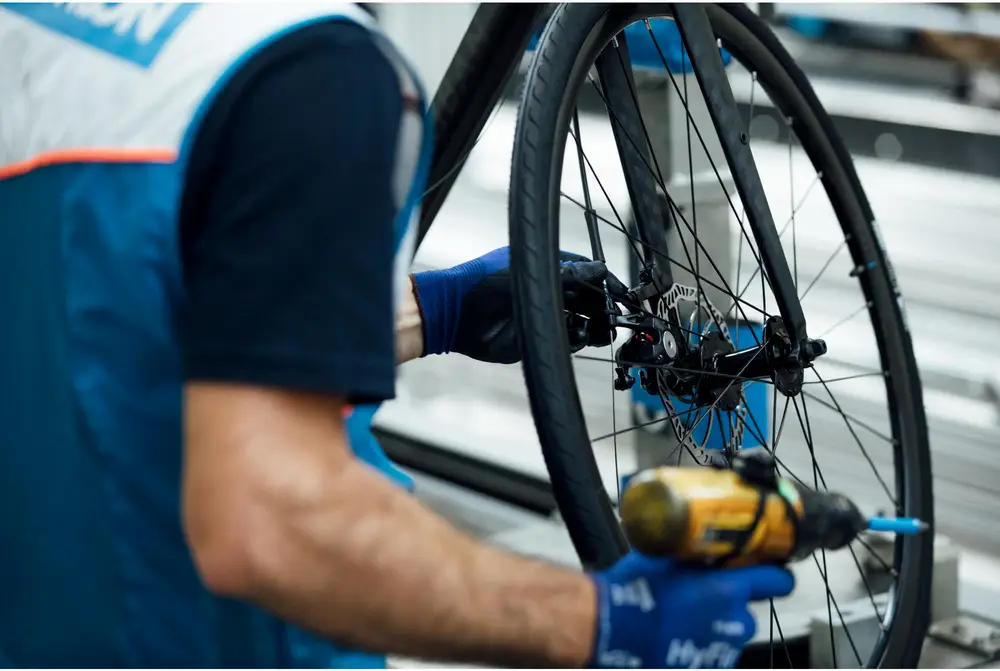 2023 TRIBAN Road bike Flat Bar RC 500 Disc Brake Specs, Comparisons