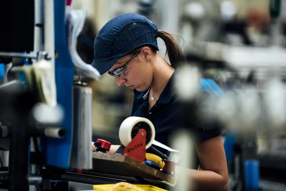 2023 TRIBAN Road bike Flat Bar RC 500 Disc Brake Specs, Comparisons