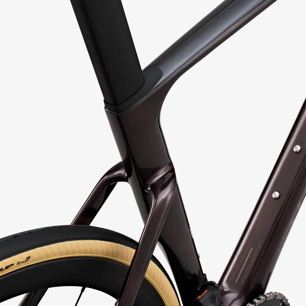 2023 Van Rysel Road Bike RCR Pro Shimano Ultegra DI2 with Power Sensor Specs, Comparisons