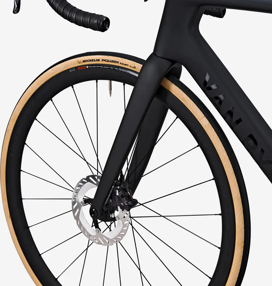 2023 Van Rysel Road Bike RCR Pro Shimano Ultegra DI2 with Power Sensor Specs, Comparisons