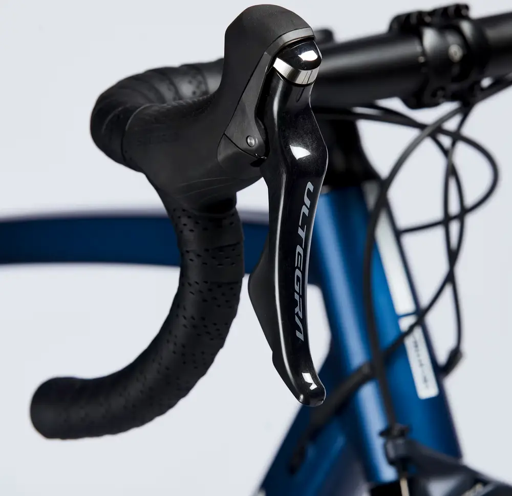 2024 Van Rysel RCR AF Ultegra Road Bike – Specs, Comparisons