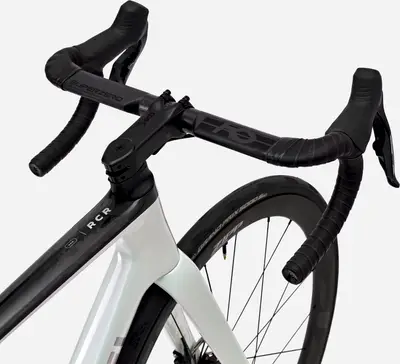 2026 Van Rysel Race Rennrad RCR-R Pro SRAM Force AXS E1 Powermeter Weiß ...