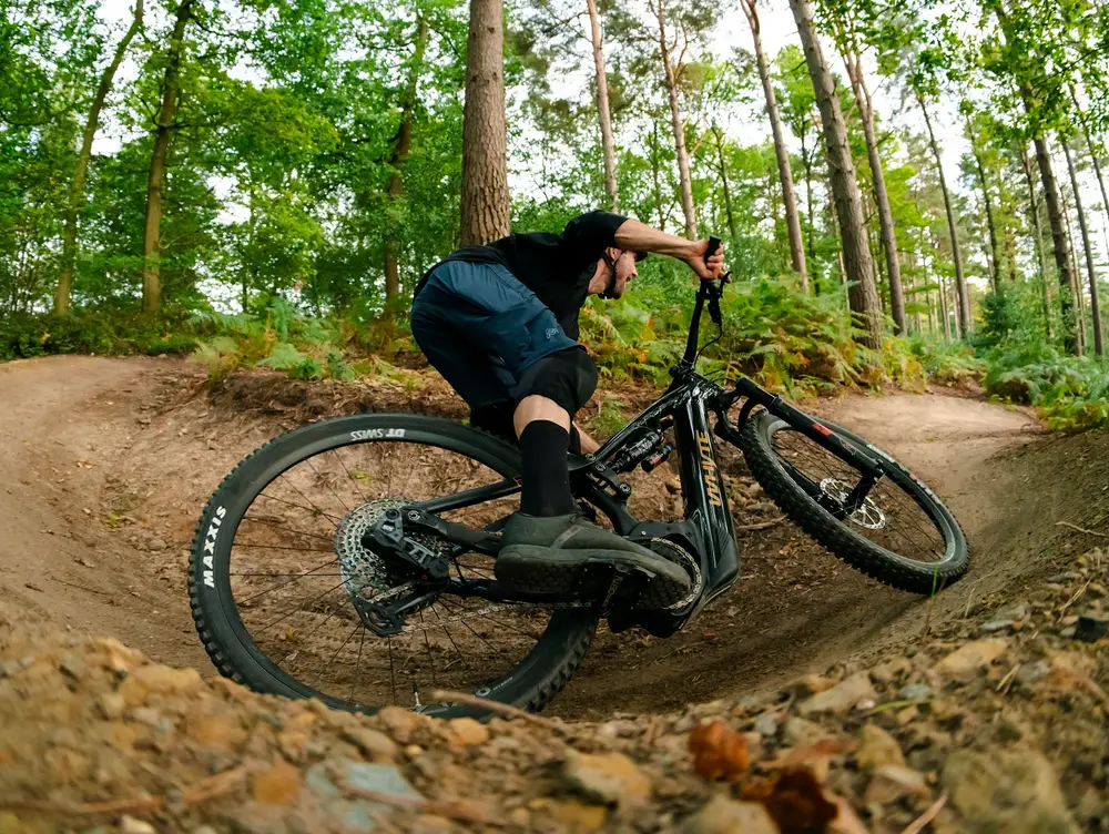 2024 Whyte E160 RSX Specs, Comparisons, Reviews 99 Spokes