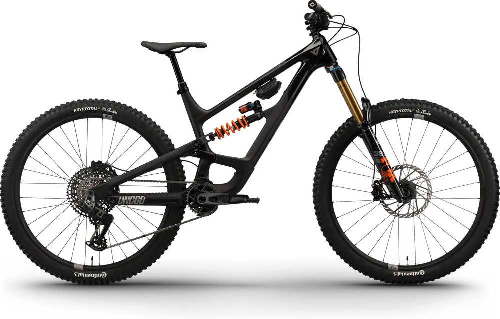 2025 YT Industries Capra CORE 4 CF MX – Specs, Comparisons